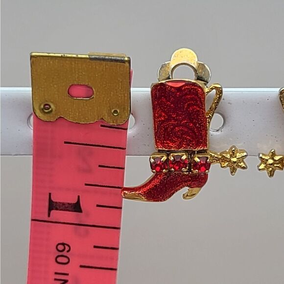 Rhinestone Red Boot clip on earrings - Picture 3 of 3